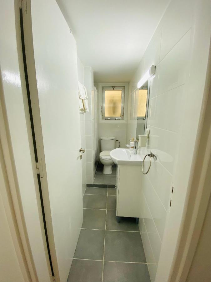 Simple One Bedroom Flat In Engomi Exterior photo